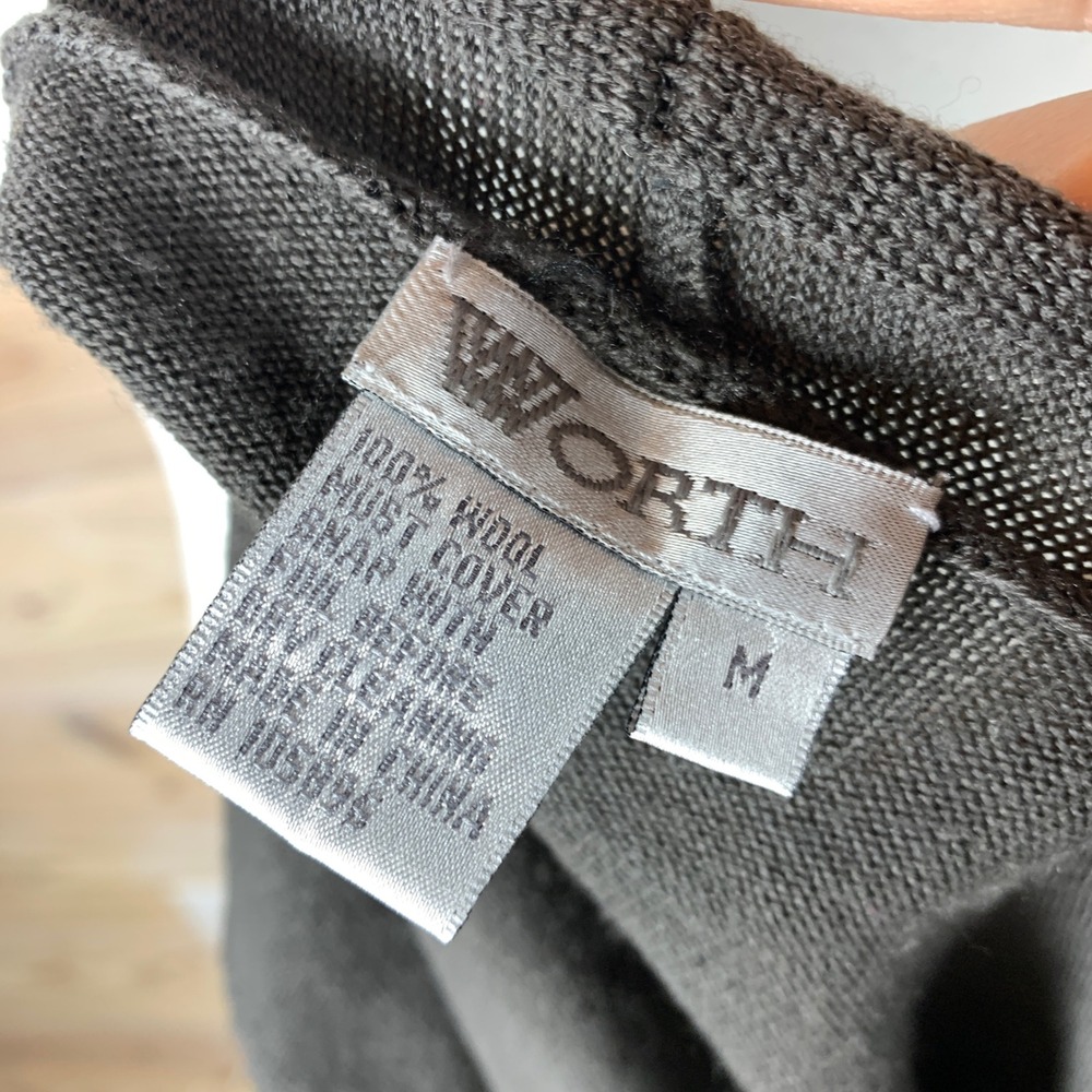 Worth Wool Cardigan Sweater Womens Medium Cropped One Button Minimalist Office - Picture 5 of 7
